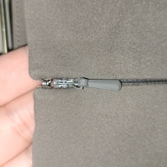 Bundle of 2 Cassis skirts. Kaki Brown and beige. Fully lined. Size 8. - Picture 4 of 7